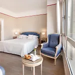 Sina Astor Otel 4*