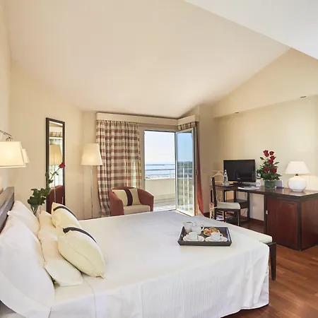 Hotel Sina Astor 4*