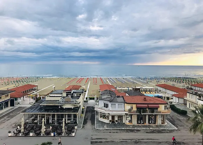 Sina Astor Viareggio