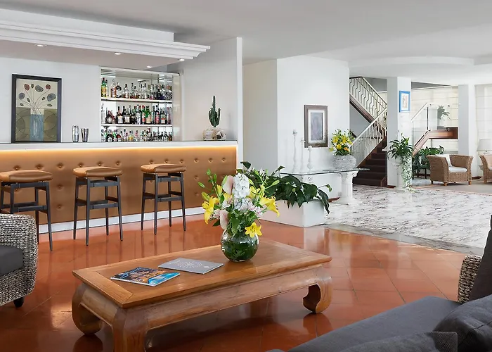 Sina Astor Viareggio