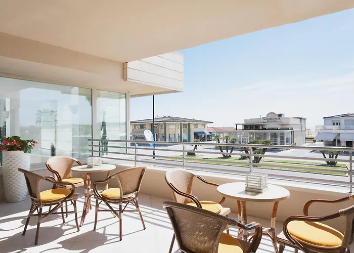 Sina Astor Viareggio